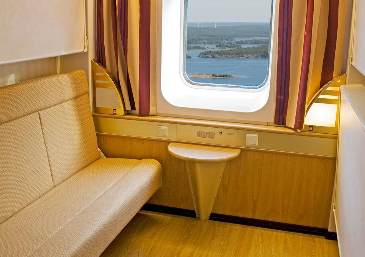 Viking Line Ferry Viking Cinderella - 2-Night Cruise Stockholm-Helsinki-Stockholm Hotel Room photo