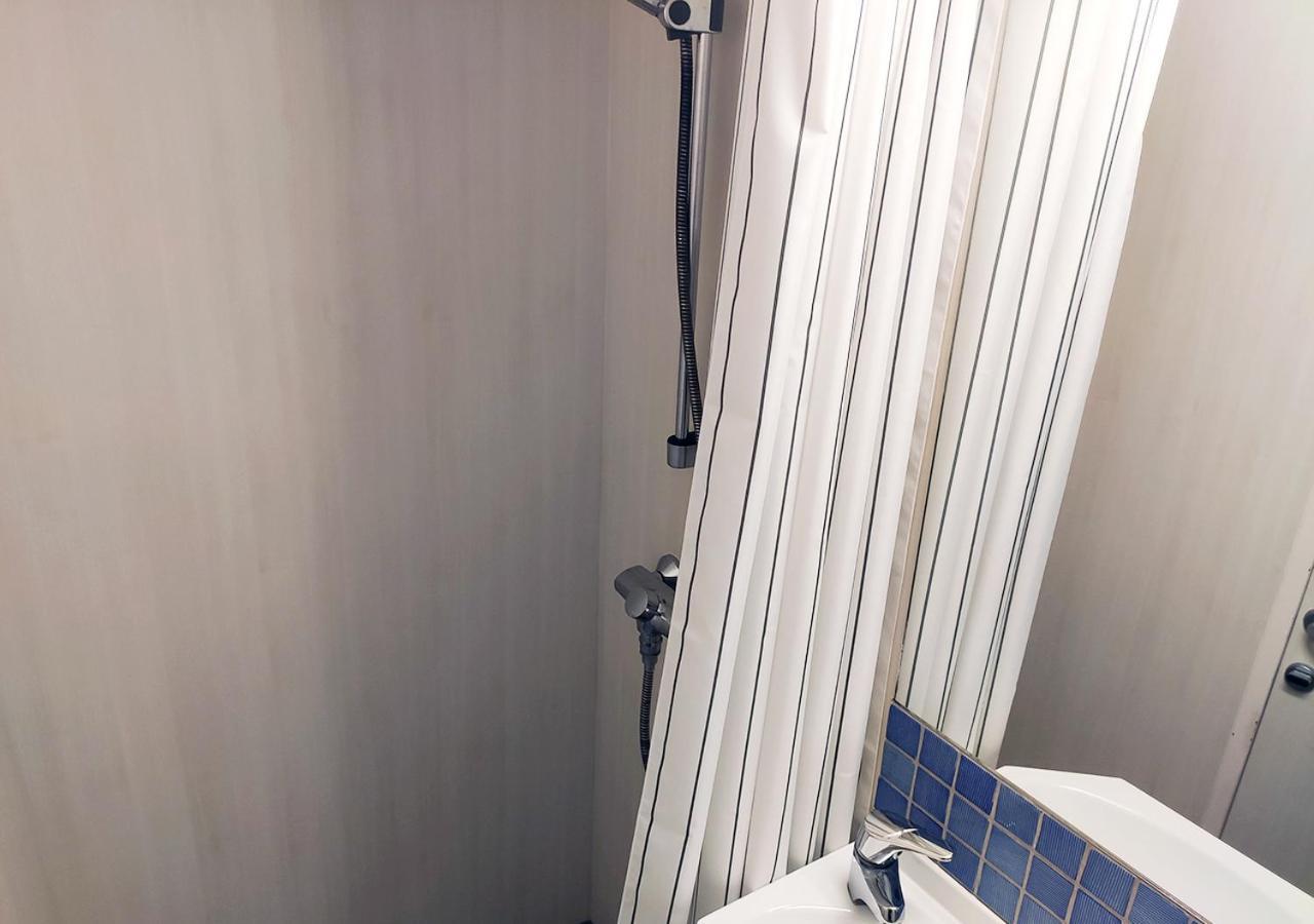 Viking Line Ferry Viking Cinderella - 2-Night Cruise Stockholm-Helsinki-Stockholm Hotel Room photo